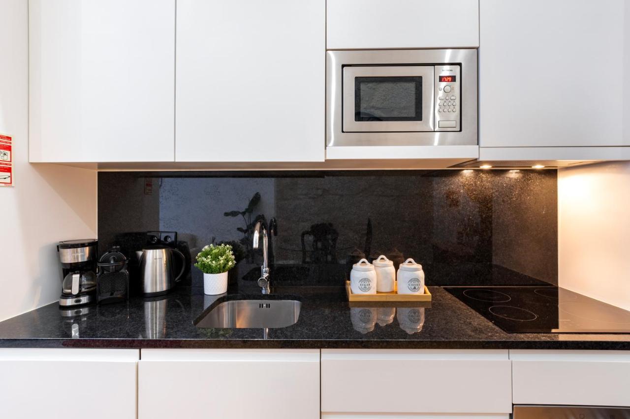 City Center Modern Apartment In Porto Buitenkant foto